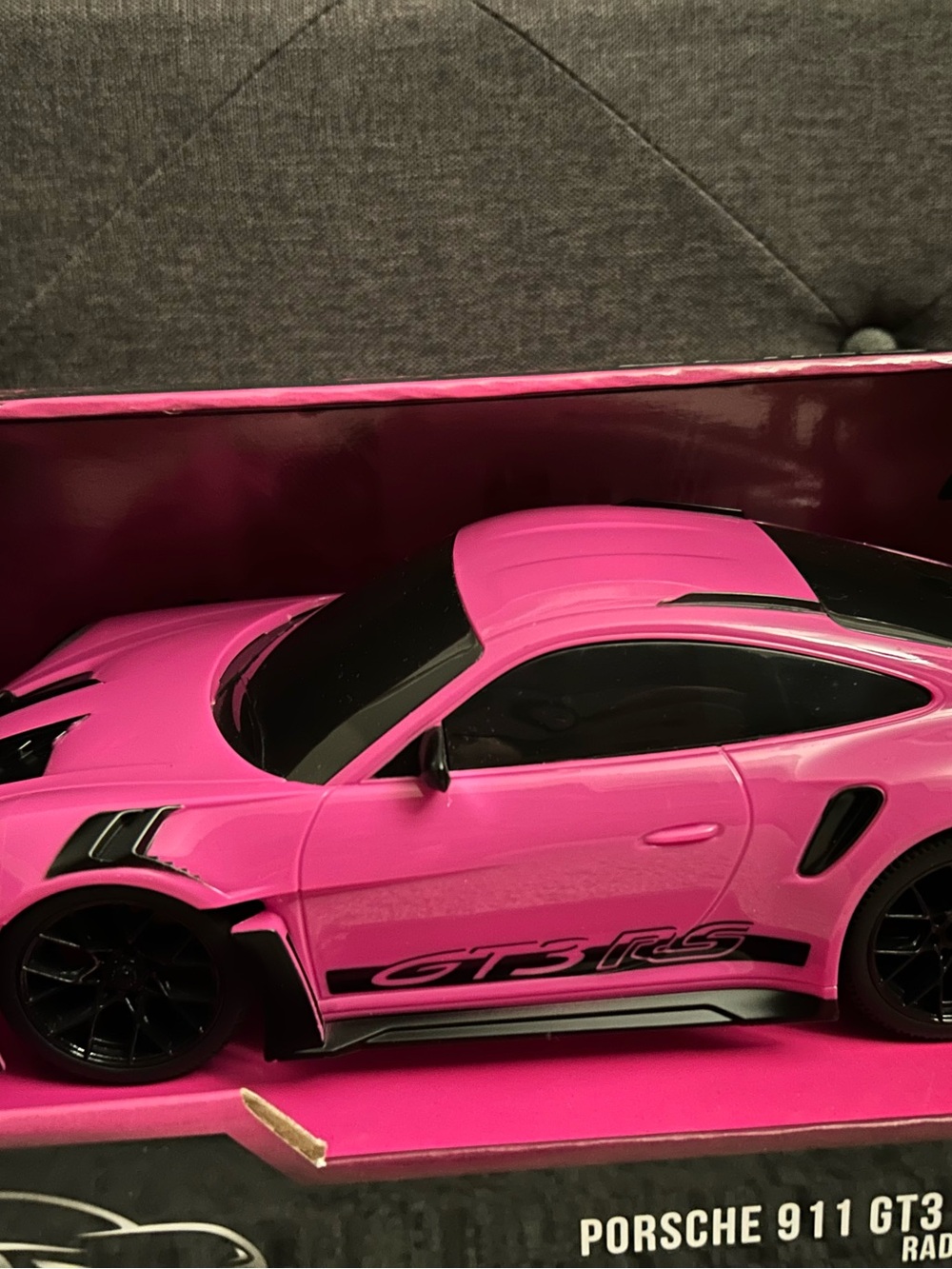 Jada Pink Slips Porsche 911 RS (992) R/C Car Pink 1:16 scale with USB charge NEW